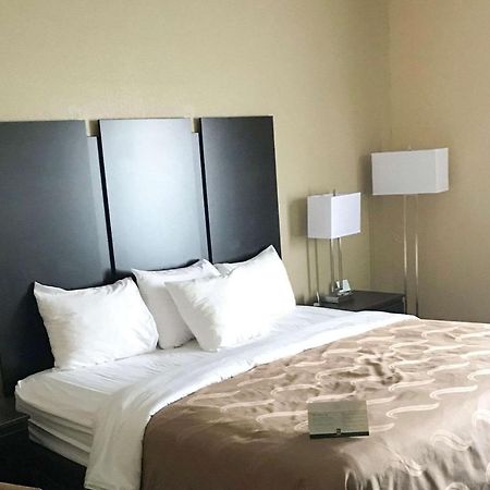 Quality Inn & Suites Mendota Near I-39 Ngoại thất bức ảnh