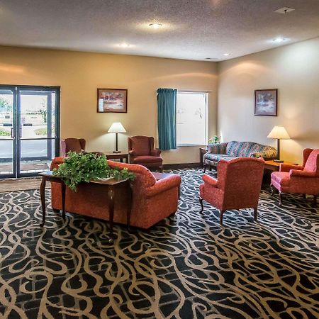 Quality Inn & Suites Mendota Near I-39 Ngoại thất bức ảnh