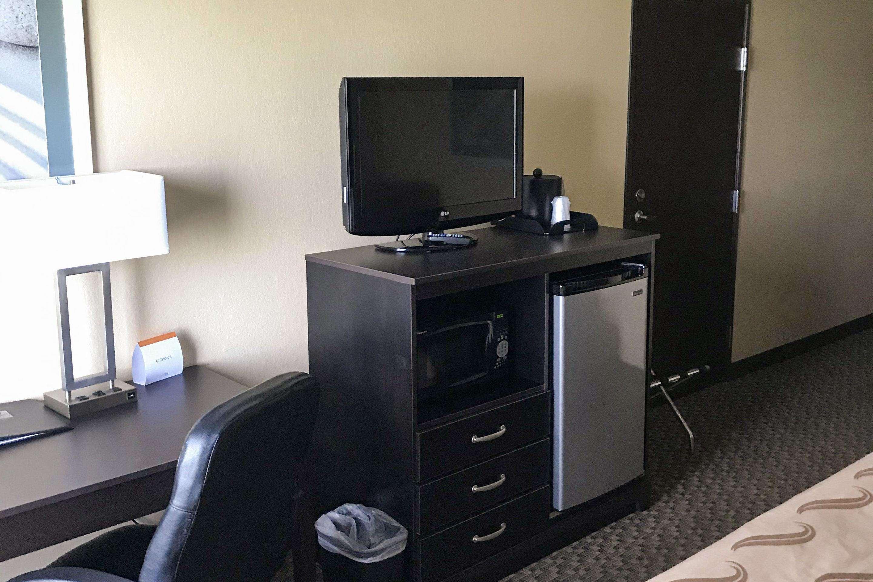 Quality Inn & Suites Mendota Near I-39 Ngoại thất bức ảnh