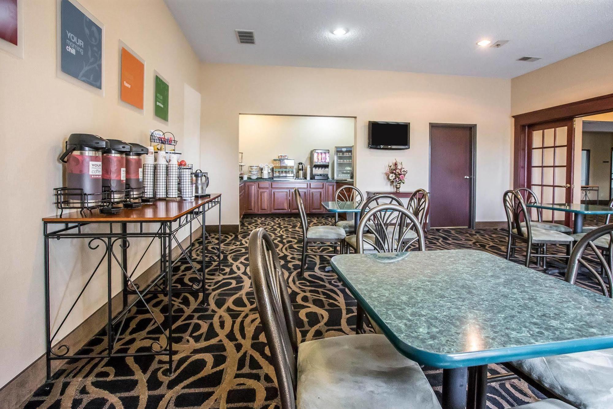 Quality Inn & Suites Mendota Near I-39 Ngoại thất bức ảnh